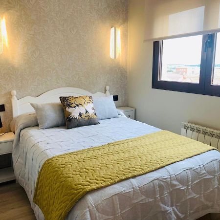Apartamento Sofia Tordesillas Bagian luar foto