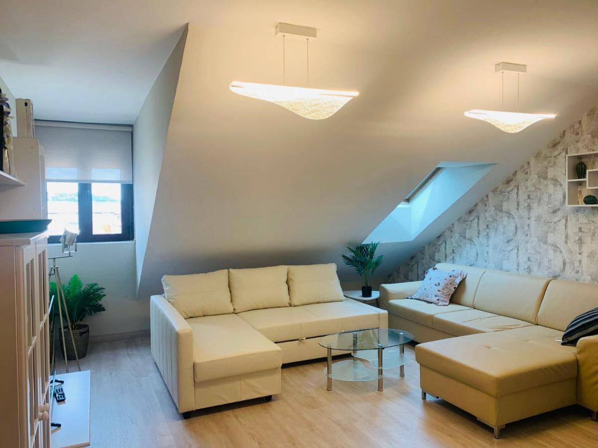 Apartamento Sofia Tordesillas Bagian luar foto