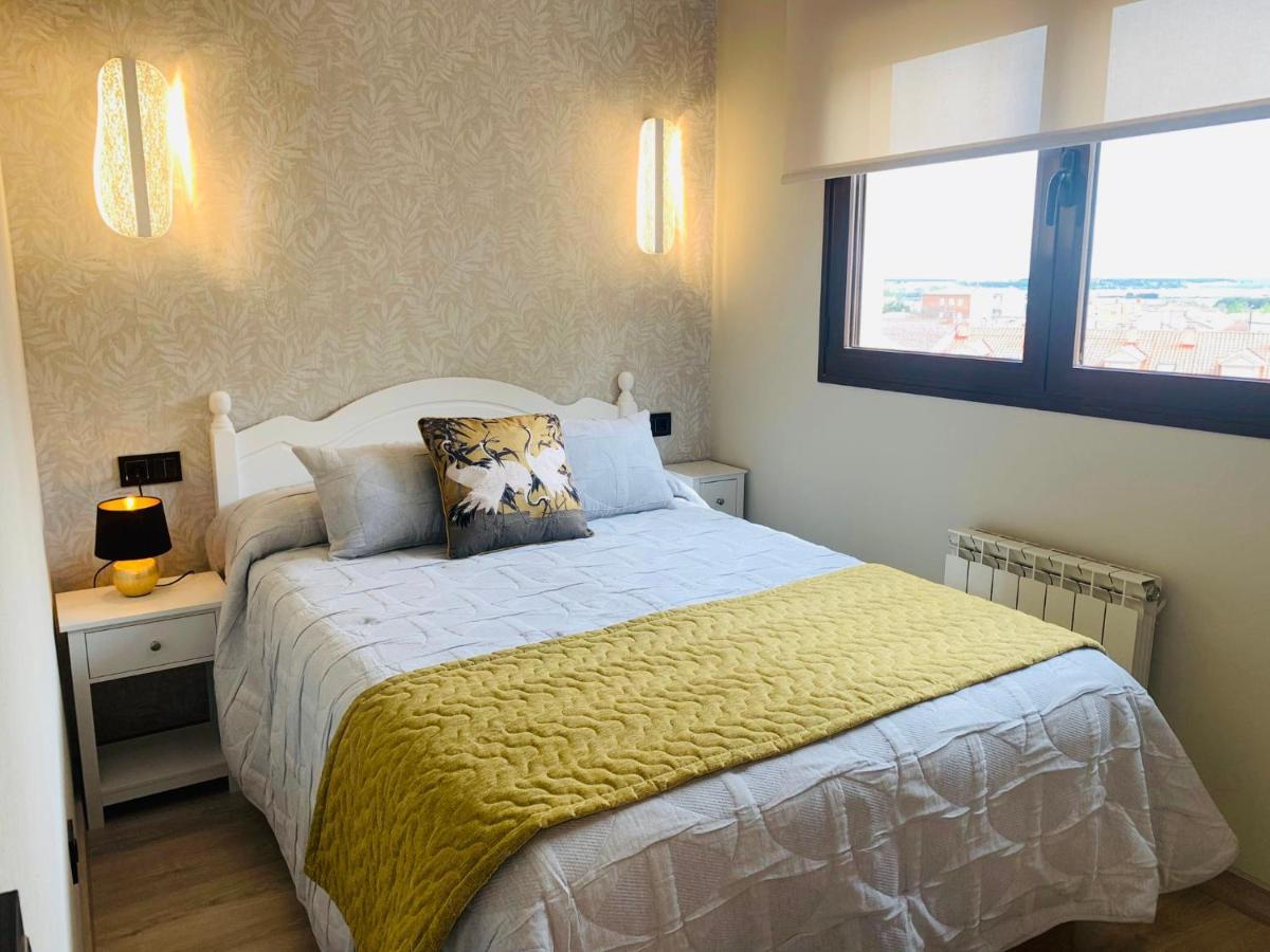 Apartamento Sofia Tordesillas Bagian luar foto